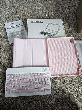 Pink Bluetooth Keyboard Case for Ipad